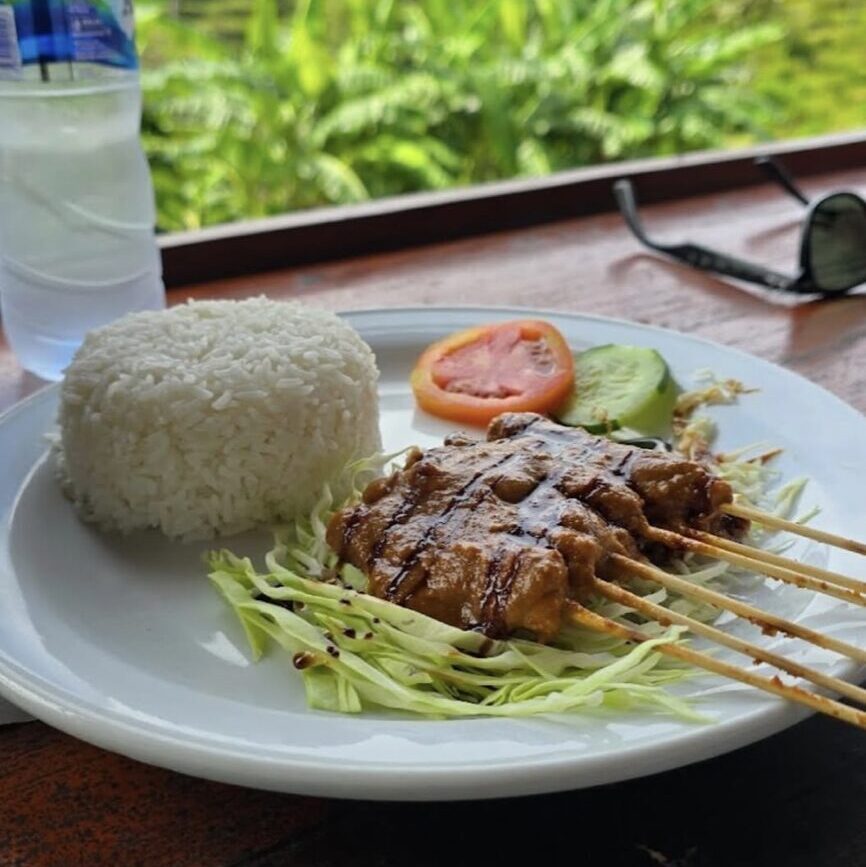 ペニダ島ツアー：ランチサービス